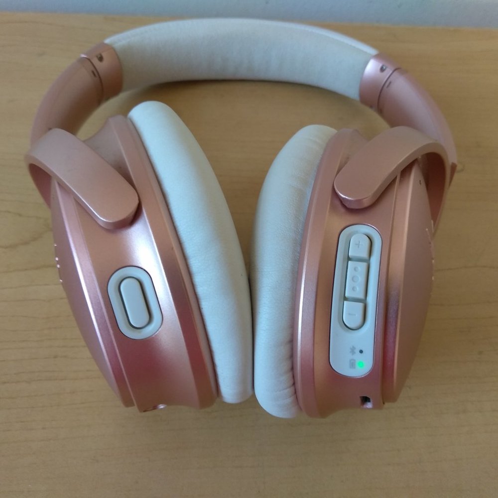 Bose QuietComfort 35 Series II Bluetooth Headphones Limited Edition - Picture 6 of 11
